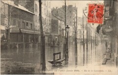 Carte postale ancienne Inondation de Paris (Janvier 1910) - Rue de la Convention
                                                                     à Paris 15e
                                