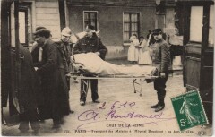 Carte postale ancienne Crue de la Seine - Transport des Malades de l'Hôpital Boucicaut - 29 Janvier 1910
                                                                     à Paris 15e
                                