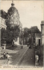 Houlgate L'Avenue Alexandra Feodorowna et le Grand Hotel à Houlgate
