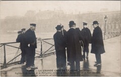 Inondations 1910 Paris Ingenieurs du Service de la Navigation