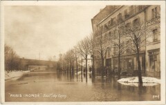 Carte postale ancienne Paris inondé - Boulevard de Bercy
                                                                     à Paris 12e
                                
