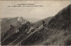 Le Mont-Dore-Sur le sentier des Cretes du Sancy à Mont-Dore