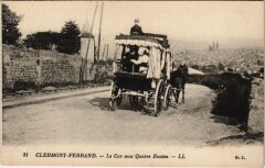 Clermont-Ferrand - Le Car aux Quatre Routes à Clermont-Ferrand