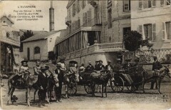 Chatel-Guyon - Une caravane en route pour l'Excursion à Châtel-Guyon