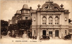 Chatel-Guyon - Le Theatre à Châtel-Guyon