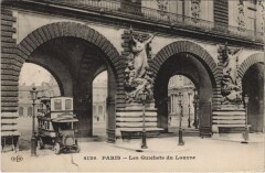 Paris 1e guichets du Carrousel à Paris 1er