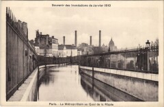 Inondations 1910 Paris Quai de la Rapee Le metropolitain