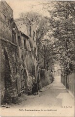Montmartre - La rue Saint-Vincent à Paris 18e