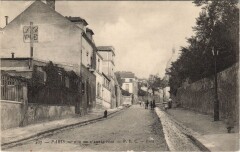 Rue de l'Abreuvoir à Paris 18e