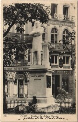 Paris Statue Jules Simon Place de la madeleine