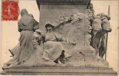 Les Hauts reliefs du Monument Pasteur à Paris 15e