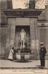 Paris Rue de Sevres La Fontaine
