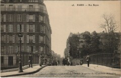 Rue Bayen à Paris 17e