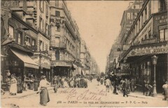 Carte postale ancienne La rue de Clignancourt
																	 à Paris 18e
								
