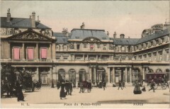 Paris 1e Place du Palais Royal à Paris 1er
