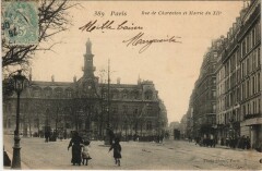 Paris 12e Rue de Charenton et mairie à Paris 12e