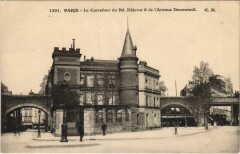 Le Carrefour du Boulevard Diderot et de l'Avenue Daumesnil à Paris 12e