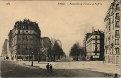 Perspective de l'Avenue de Suffren à Paris 15e