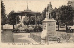 Pau - Statue de Henri Iv et Kiosque de Musique à Pau