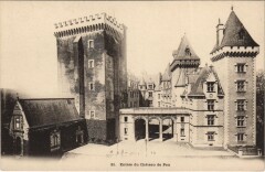 Pau - Entrée du Chateau de Pau à Pau