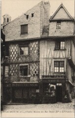 Saumur Vieilles Maisons des Rue Dacier Xv et Xvi siecles à Saumur