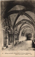 Saint-Wandrille - Galerie du Cloitre