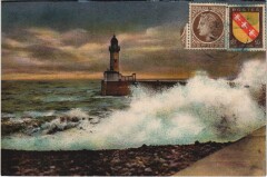 Le Treport le Phare par forte mer -
													76 Seine Maritime
												