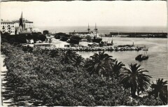 Carte postale ancienne Bastia Place Saint-Nicolas et le Nouveau Port Corsica
                                                                     à Bastia
                                