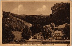 Lans (1010 m) - La Roche de l'Avocat à Roche
