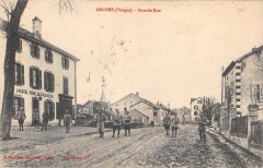 Arches - Grande Rue à Arches