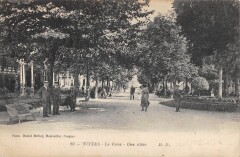 Vittel - Le Parc - Une Allee -
																					88800 Vittel
																			