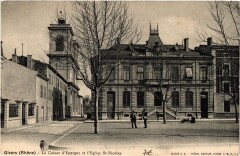 Givors - La Caisse d'Epargne et l'Eglise Saint-Nicolas -
																					69700 Givors
																			