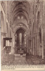 Cluny Interieur de l'Eglise Notre-Dame France à Cluny
