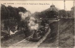 Amiens train sortant du Tunnel Champ de Foire à Amiens