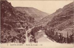 Ste Enimie Entree des Gorges France -
													48 Lozère
												