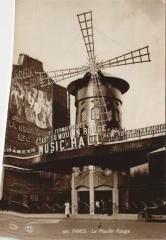 Paris 18e Montmartre Le Moulin Rouge