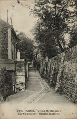 Vieux Montmartre - Rue Saint-Vincent - Vieilles Maisons à Paris 18e