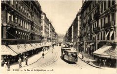 Lyon - La Rue de la Republique à Lyon