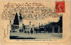 Lyon - L'Entrée du Parc et le Monument des Enfants du Rhone