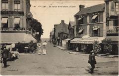 Villers-sur-Mer La Rue de Dives allant a la Mer à Villers-sur-Mer