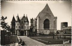 Angers La Chatelet et la Chapelle France à Angers