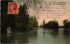 Bois de Boulogne - Un coin du Grand Lac à Paris 16e