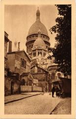Montmartre - Vue partielle du Sacré-Coeur à Paris 18e