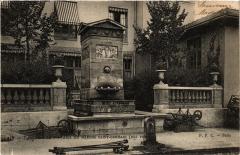 Paris 6e Paris-La Fontaine du Marché Saint-Germain à Paris 6e