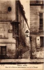 Carte postale ancienne Rue de la Madone (anciennement rue de la Vierge)
                                                                     à Paris 18e
                                