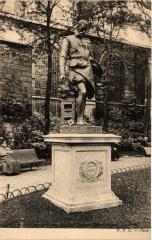 Paris 6e Paris-Statue de Bernard Palissy à Paris 6e