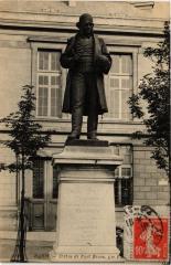 Paris 6e Paris-Statue de Paul Broca à Paris 6e