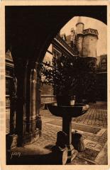 Paris 5e-Musée du Cluny-Cour d'honneur à Paris 5e