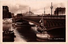 Le pont Mirabeau à Paris 15e