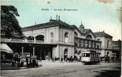 Carte postale ancienne La Gare Montparnasse
                                                                     à Paris 14e
                                
